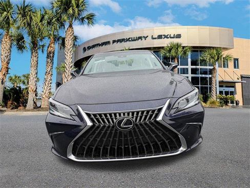 Certified 2025 Lexus ES 350 Ultra Luxury image 9