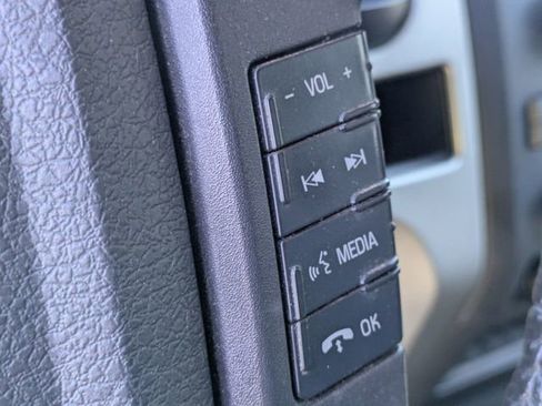 Used 2011 Ford F150 XLT w/ XLT Chrome Pkg RWD image 16