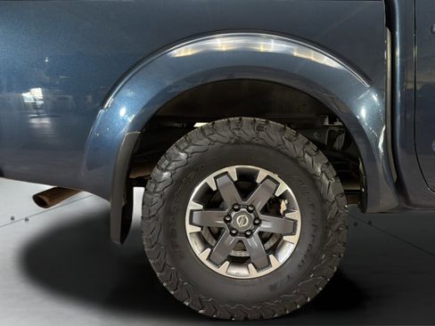 Used 2015 Nissan Frontier PRO-4X w/ Pro-4x Luxury Package AWD/4WD image 35