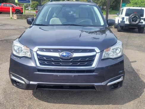 Used 2017 Subaru Forester 2.5i Premium AWD/4WD image 3