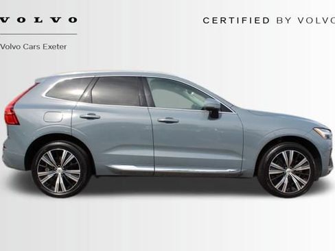 Certified 2023 Volvo XC60 B5 Plus AWD/4WD image 11