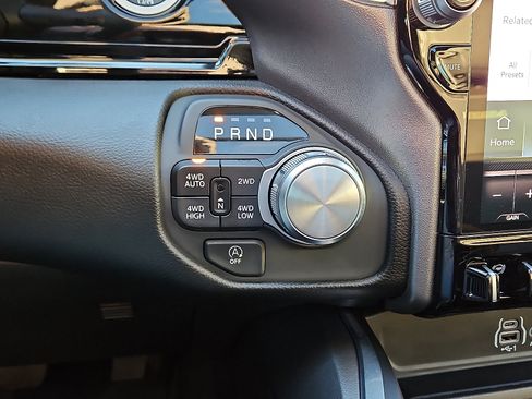 Used 2025 RAM 1500 Laramie w/ Night Edition image 15