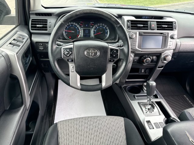 Used 2016 Toyota 4Runner SR5 AWD/4WD image 14