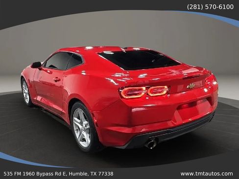 Used 2022 Chevrolet Camaro LT RWD image 5