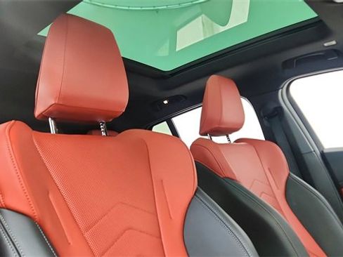 Used 2025 BMW X2 M35i image 22