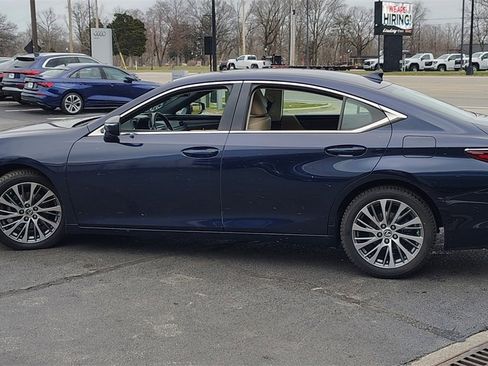 Used 2020 Lexus ES 350 w/ Premium Package image 5