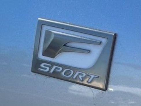 Used 2023 Lexus ES 300h F Sport FWD image 11