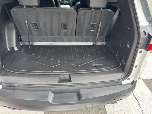 Used 2018 Chevrolet Traverse LT AWD/4WD image 44
