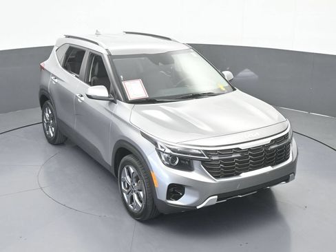 Used 2024 Kia Seltos S FWD image 54