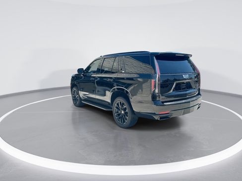 Used 2021 Cadillac Escalade Sport Platinum w/ LPO, ONYX Package AWD/4WD image 7