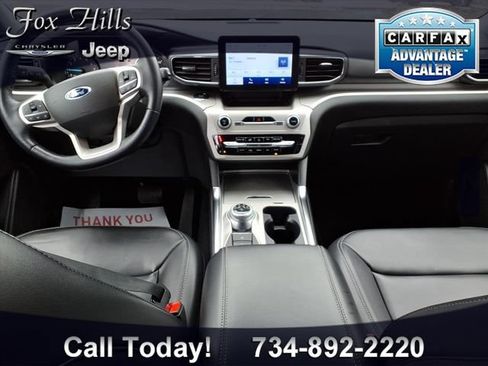 Used 2022 Ford Explorer XLT w/ Equipment Group 202A AWD/4WD image 14