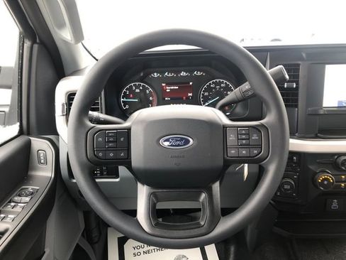 New 2026 Ford F250 XL w/ XL Chrome Package image 12