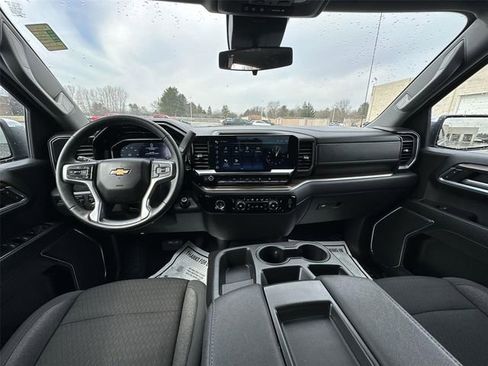 Certified 2024 Chevrolet Silverado 1500 LT image 19