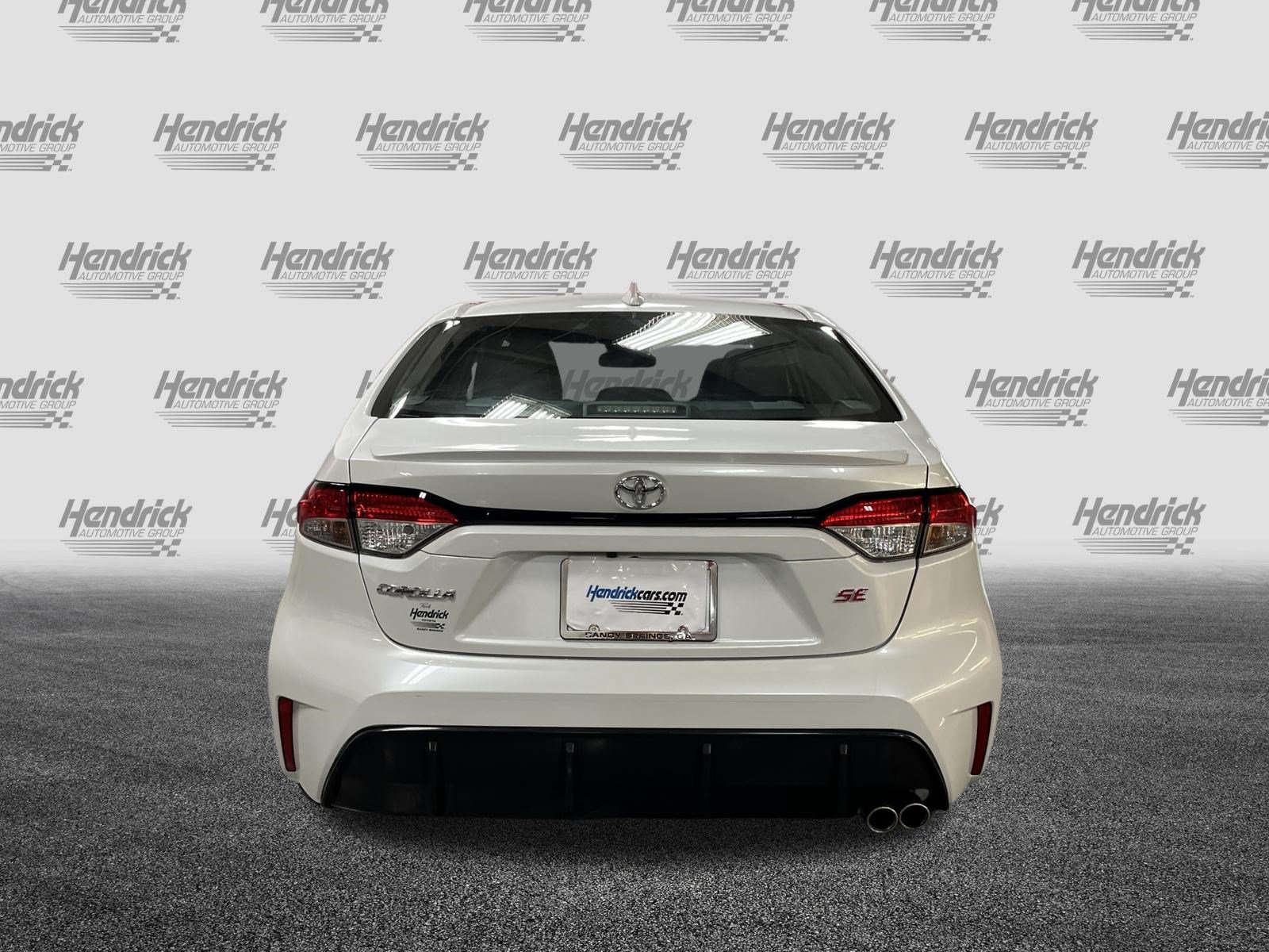 Used 2023 Toyota Corolla SE w/ SE Premium Package FWD image 9