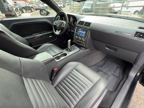 Used 2012 Dodge Challenger R/T Plus image 19