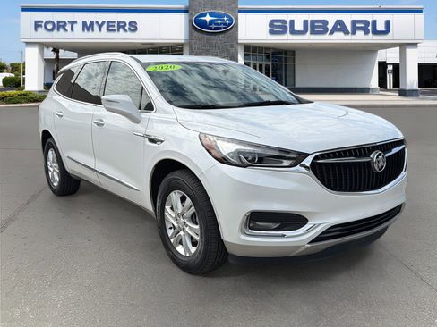Used 2020 Buick Enclave Essence image 1