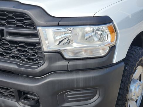 Used 2022 RAM 3500 Tradesman image 10