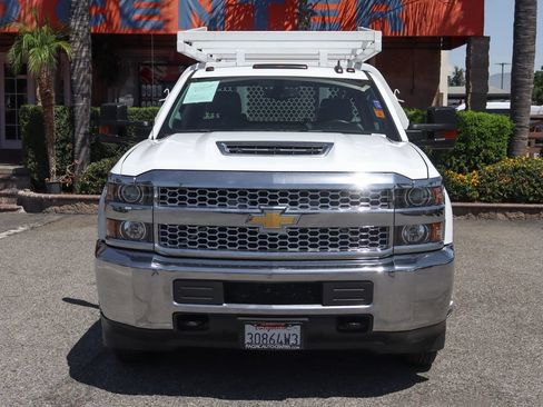 Used 2019 Chevrolet Silverado 3500 W/T w/ WT Convenience Package RWD image 3