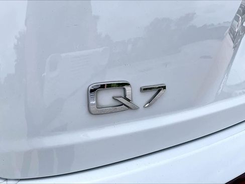 Used 2018 Audi Q7 3.0T Prestige w/ Prestige Package AWD/4WD image 10