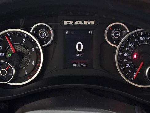 Used 2024 RAM 2500 Big Horn w/ Off Road Package AWD/4WD image 13