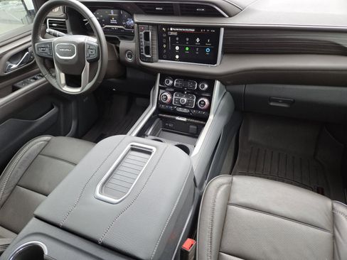 Used 2024 GMC Yukon Denali AWD/4WD image 28