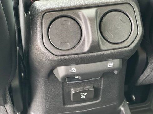 New 2026 Jeep Wrangler Unlimited Rubicon AWD/4WD image 31