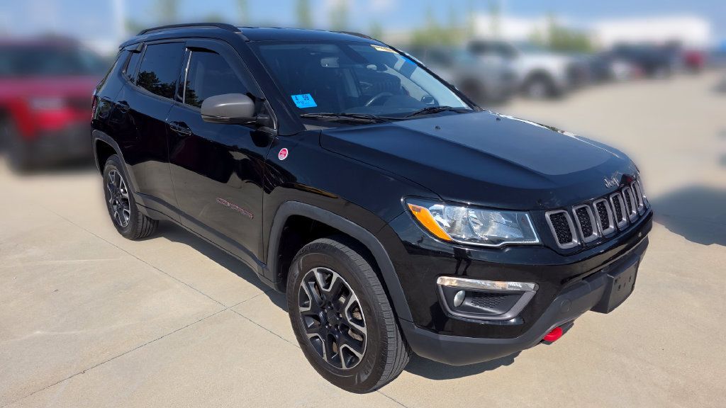 Used 2018 Jeep Compass Trailhawk w/ Cold Weather Group AWD/4WD image 7
