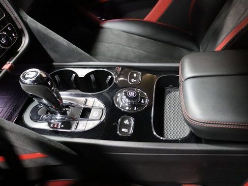 Used 2021 Bentley Bentayga Speed image 54
