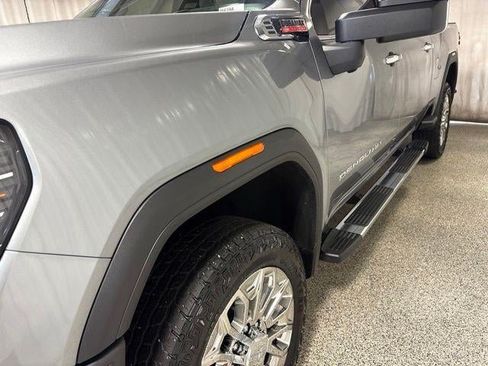 Used 2025 GMC Sierra 2500 Denali w/ Denali Reserve Package AWD/4WD image 12