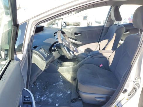 Used 2011 Toyota Prius Two image 9