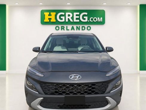 Used 2022 Hyundai Kona SE w/ Cargo Package FWD image 7