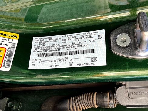 Used 2024 Ford Bronco Badlands image 19