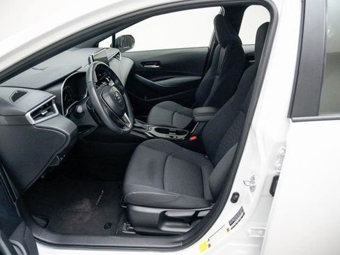 Certified 2024 Toyota Corolla SE w/ SE Package image 15