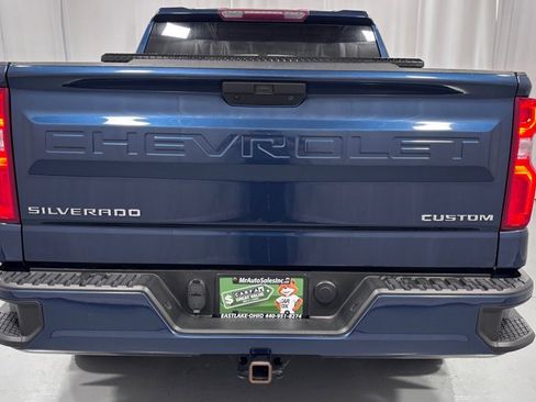 Used 2020 Chevrolet Silverado 1500 Custom w/ Custom Value Package AWD/4WD image 6