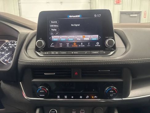 Used 2023 Nissan Rogue SV AWD/4WD image 15
