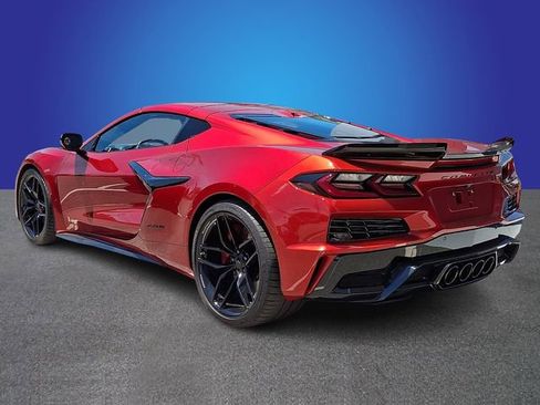 Used 2025 Chevrolet Corvette Z06 w/ Stealth Interior Trim Package RWD image 5