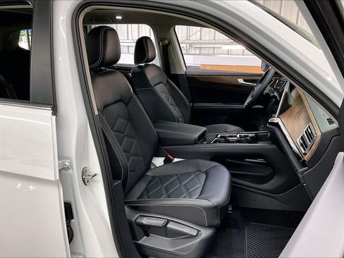 New 2026 Volkswagen Atlas SE AWD/4WD image 12