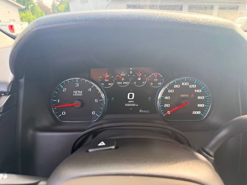 Used 2017 GMC Yukon Denali w/ Open Road Package AWD/4WD image 26