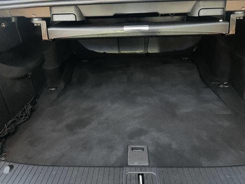 Used 2015 Mercedes-Benz E 350 4MATIC Sedan image 7