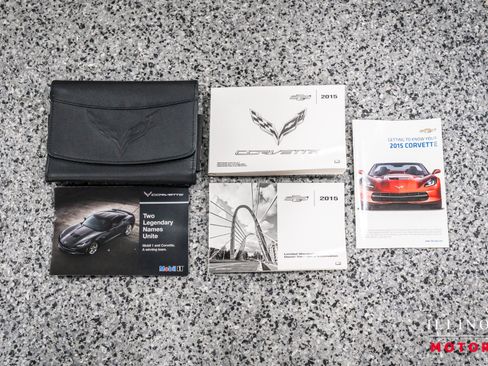 Used 2015 Chevrolet Corvette Z06 w/ 3LZ Preferred Equipment Group RWD image 34