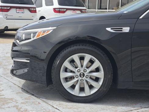 Used 2016 Kia Optima EX image 8