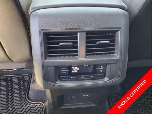 Used 2023 Volkswagen Atlas SE w/ Panoramic Sunroof Package AWD/4WD image 23