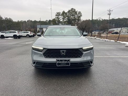 Used 2025 Honda Accord EX-L image 3