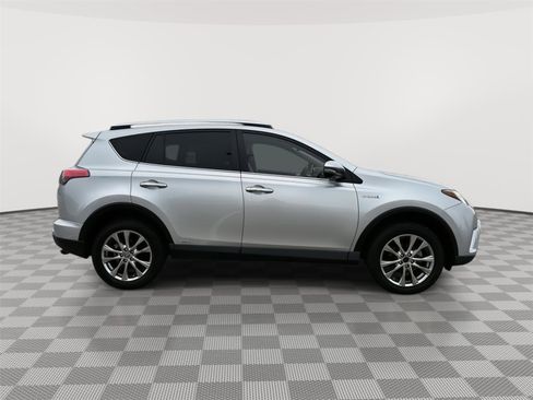 Used 2016 Toyota RAV4 Limited w/ Advanced Technology Package AWD/4WD image 5