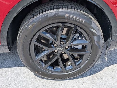 New 2026 Land Rover Discovery Sport Landmark AWD/4WD image 30
