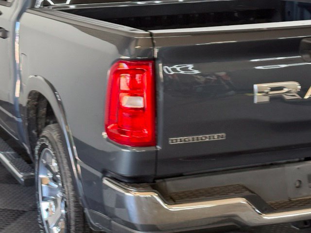 Used 2025 RAM 1500 Big Horn AWD/4WD image 9
