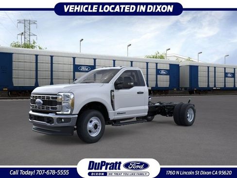 New 2026 Ford F350 XL w/ XL Chrome Package image 1