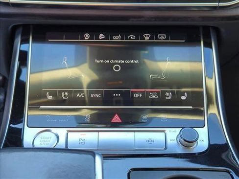 Used 2020 Audi Q8 Prestige w/ Prestige Package image 23