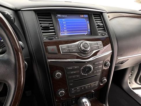 Used 2017 INFINITI QX80 4WD image 21