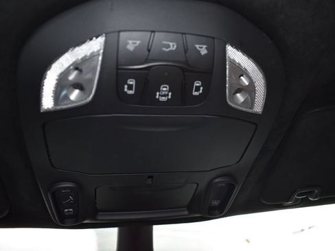 New 2026 Chrysler Pacifica Pinnacle w/ Trailer Tow Group AWD/4WD image 30